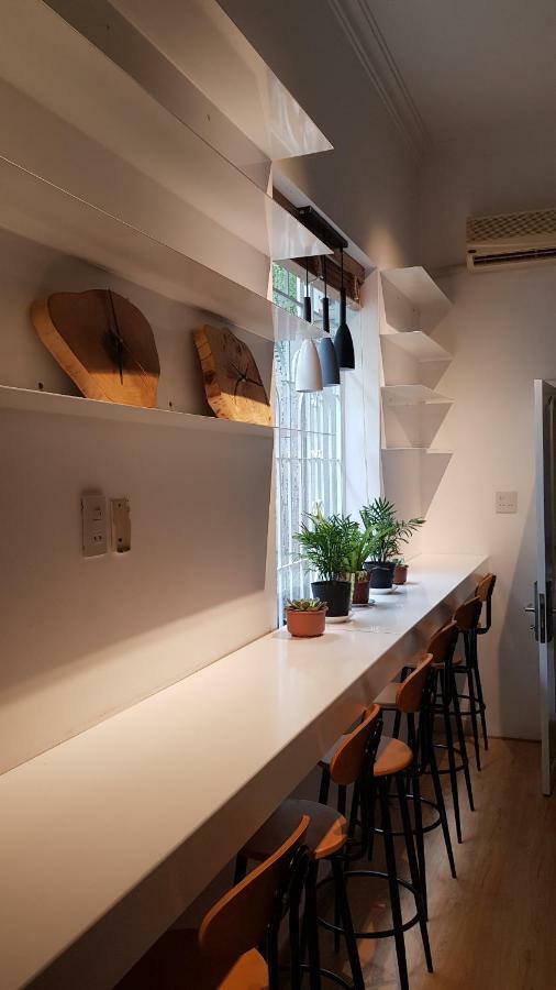 White House Hostel Нячанг Экстерьер фото