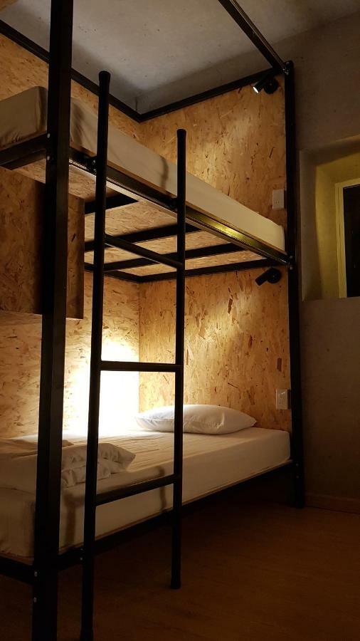 White House Hostel Нячанг Экстерьер фото